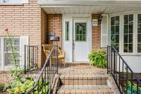 Photo 4 at 21 Halbadier Place, City Centre West, Toronto