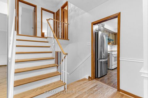 Photo 19 at 21 Halbadier Place, City Centre West, Toronto
