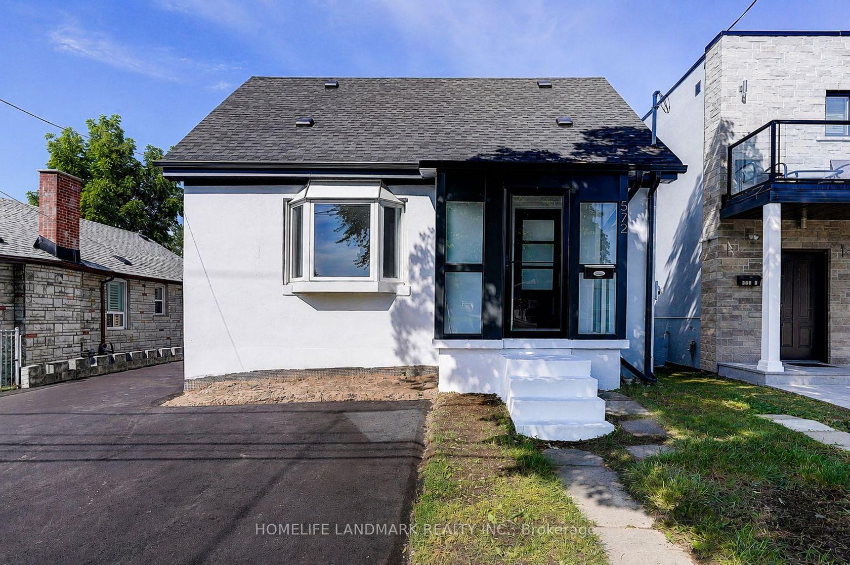 572 Pharmacy Avenue, Birchmount, Toronto 