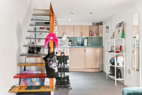 Photo 25 at 567 Ontario Street N, South St. James Town, Toronto