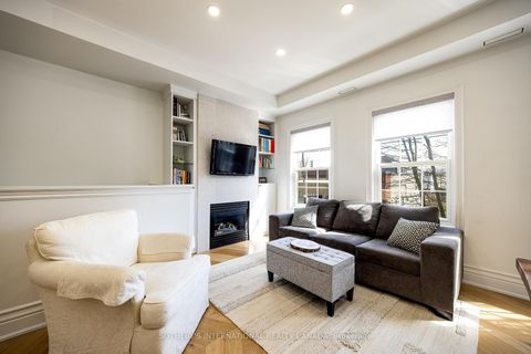 Photo 3 at C - 74 Coxwell Avenue, Coxwell, Toronto