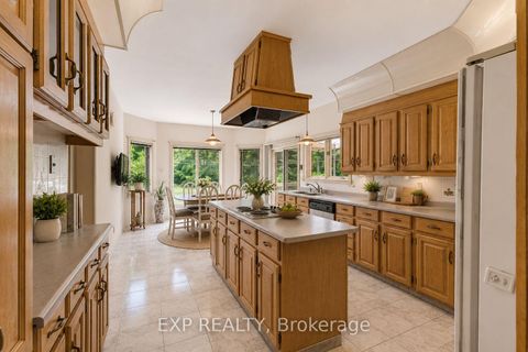 Photo 6 at 99 Birch Avenue, South Richvale, Richmond Hill