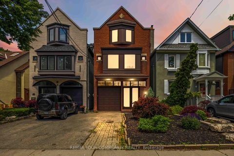 Photo 1 at 44 Castlefield Avenue, Eglinton, Toronto