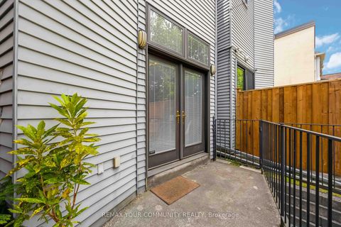 Photo 29 at 44 Castlefield Avenue, Eglinton, Toronto