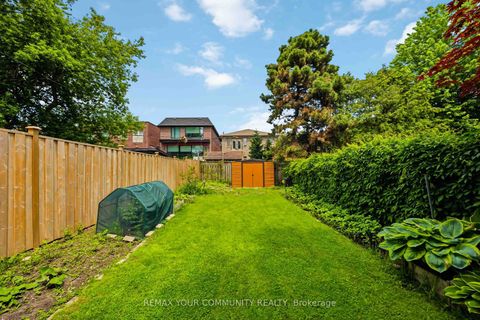 Photo 32 at 44 Castlefield Avenue, Eglinton, Toronto