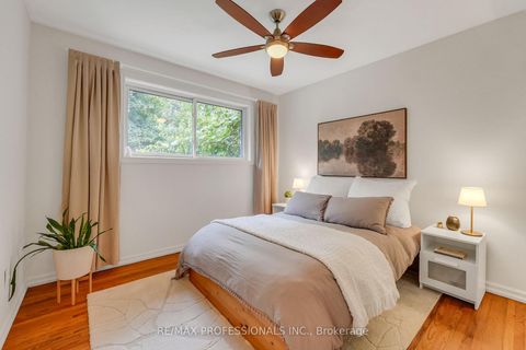 Photo 16 at 37 Sunplains Crescent, Markland Wood, Toronto