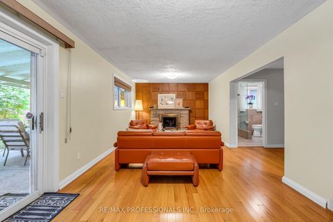 Photo 21 at 37 Sunplains Crescent, Markland Wood, Toronto