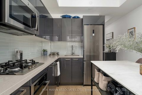 Photo 6 at 404 - 608 Richmond Street W, Waterfront Communities C1, Toronto