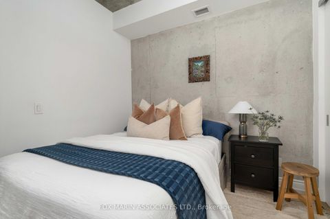 Photo 13 at 404 - 608 Richmond Street W, Waterfront Communities C1, Toronto