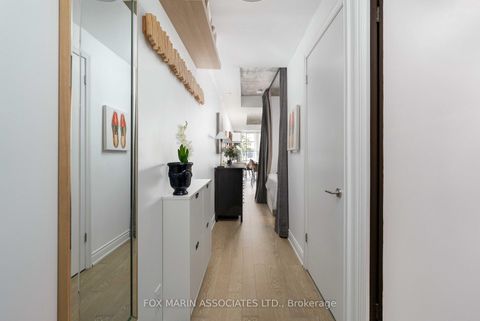 Photo 16 at 404 - 608 Richmond Street W, Waterfront Communities C1, Toronto