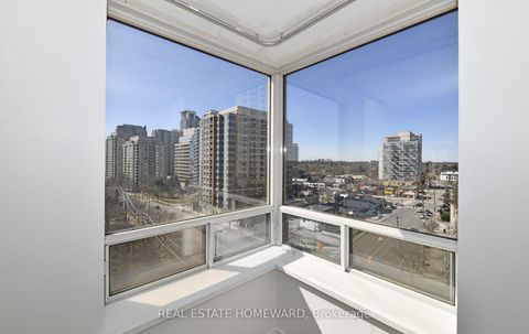 Photo 16 at 916 - 88 Grandview Way, Willowdale East, Toronto