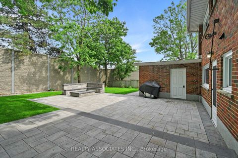 Photo 37 at 12 By Pass Court, Sullivan, Toronto