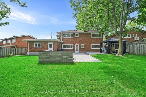 Photo 39 at 12 By Pass Court, Sullivan, Toronto