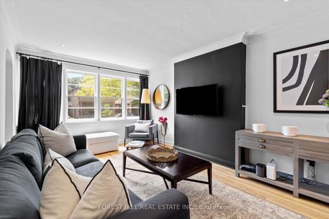 Photo 8 at 6 Barrett Road, Parkview, Toronto
