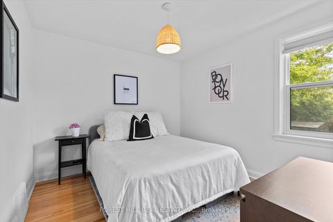 Photo 14 at 6 Barrett Road, Parkview, Toronto