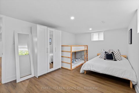 Photo 22 at 6 Barrett Road, Parkview, Toronto