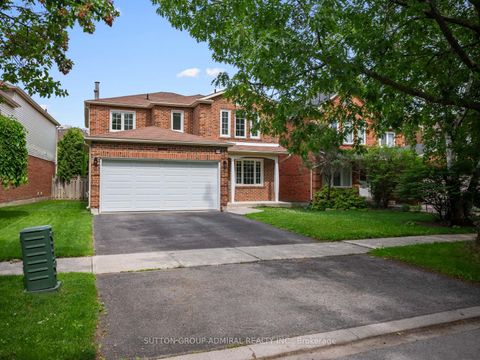 Photo 2 at 59 Zahavy Drive, Brownridge, Vaughan