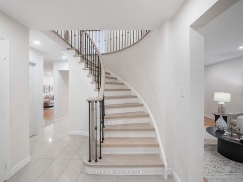 Photo 3 at 59 Zahavy Drive, Brownridge, Vaughan