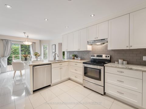 Photo 10 at 59 Zahavy Drive, Brownridge, Vaughan