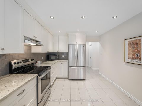Photo 13 at 59 Zahavy Drive, Brownridge, Vaughan