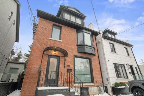 Photo 2 at 231 Macpherson Avenue, Casa Loma, Toronto