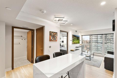 Photo 14 at 2508 - 17 Bathurst Street, Waterfront Communities C1, Toronto