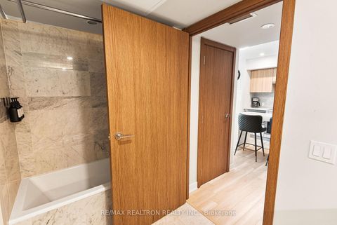 Photo 25 at 2508 - 17 Bathurst Street, Waterfront Communities C1, Toronto