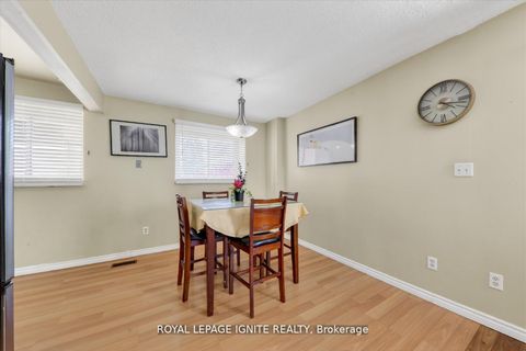 Photo 12 at 190 - 41 Collinsgrove Road, West Hill, Toronto