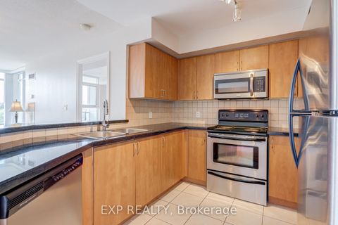 Photo 2 at 506 - 3840 Bathurst Street, Clanton Park, Toronto