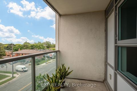 Photo 17 at 506 - 3840 Bathurst Street, Clanton Park, Toronto