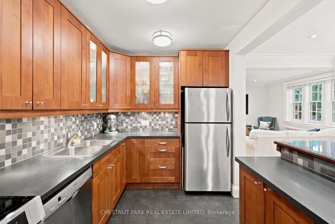 Photo 9 at 303 - 480 Oriole Parkway, Eglinton, Toronto