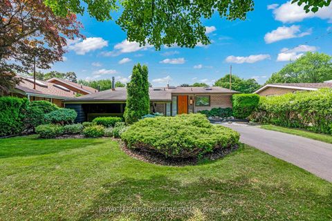 Photo 0 at 10 Oakley Boulevard, Bendale, Toronto