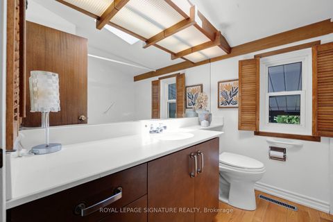 Photo 20 at 10 Oakley Boulevard, Bendale, Toronto