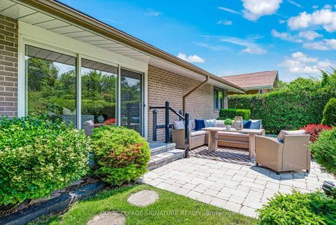 Photo 33 at 10 Oakley Boulevard, Bendale, Toronto