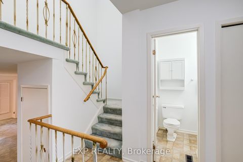 Photo 13 at 83 Green Bush Road, Newtonbrook West, Toronto