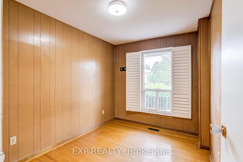 Photo 17 at 83 Green Bush Road, Newtonbrook West, Toronto