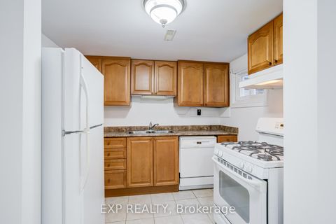 Photo 34 at 83 Green Bush Road, Newtonbrook West, Toronto