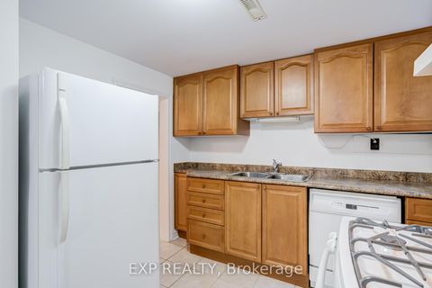 Photo 35 at 83 Green Bush Road, Newtonbrook West, Toronto