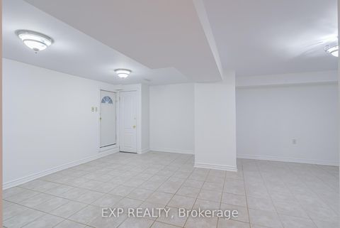 Photo 38 at 83 Green Bush Road, Newtonbrook West, Toronto