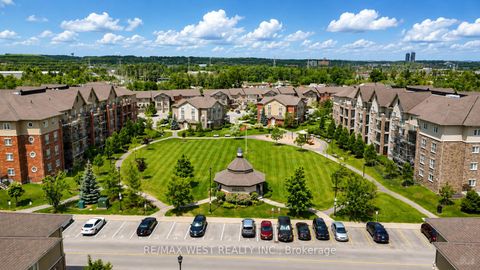 Photo 1 at 110 - 41 Ferndale Drive S, Ardagh, Barrie
