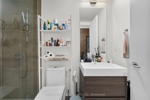 Photo 16 at 207 - 9 Tecumseth Street, Niagara, Toronto