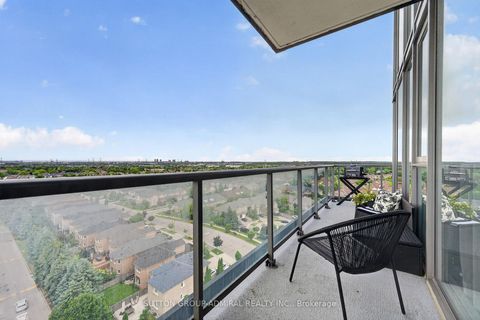 Photo 12 at 1206W - 10 Gatineau Drive, Beverley Glen, Vaughan