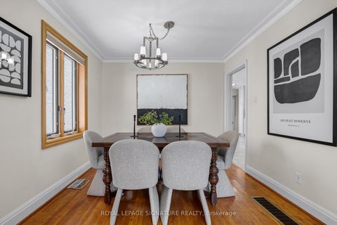 Photo 5 at 142 Divadale Drive, Leaside, Toronto