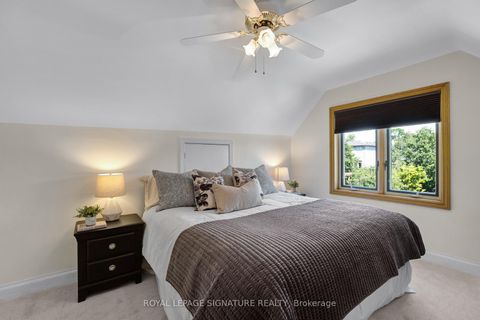 Photo 13 at 142 Divadale Drive, Leaside, Toronto