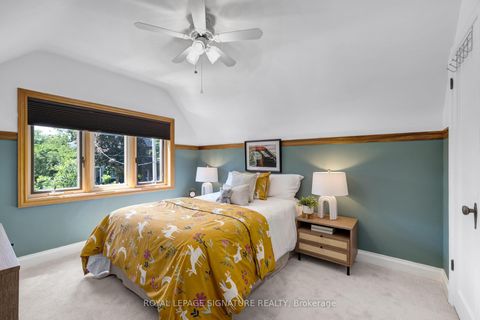 Photo 14 at 142 Divadale Drive, Leaside, Toronto