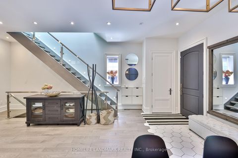 Photo 9 at 211 South Kingsway Way, Swansea, Toronto