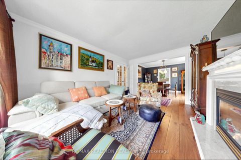 Photo 5 at 8 Cassandra Boulevard, Donalda, Toronto