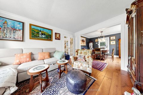 Photo 6 at 8 Cassandra Boulevard, Donalda, Toronto