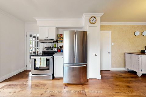 Photo 14 at 8 Cassandra Boulevard, Donalda, Toronto