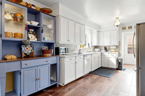 Photo 17 at 8 Cassandra Boulevard, Donalda, Toronto
